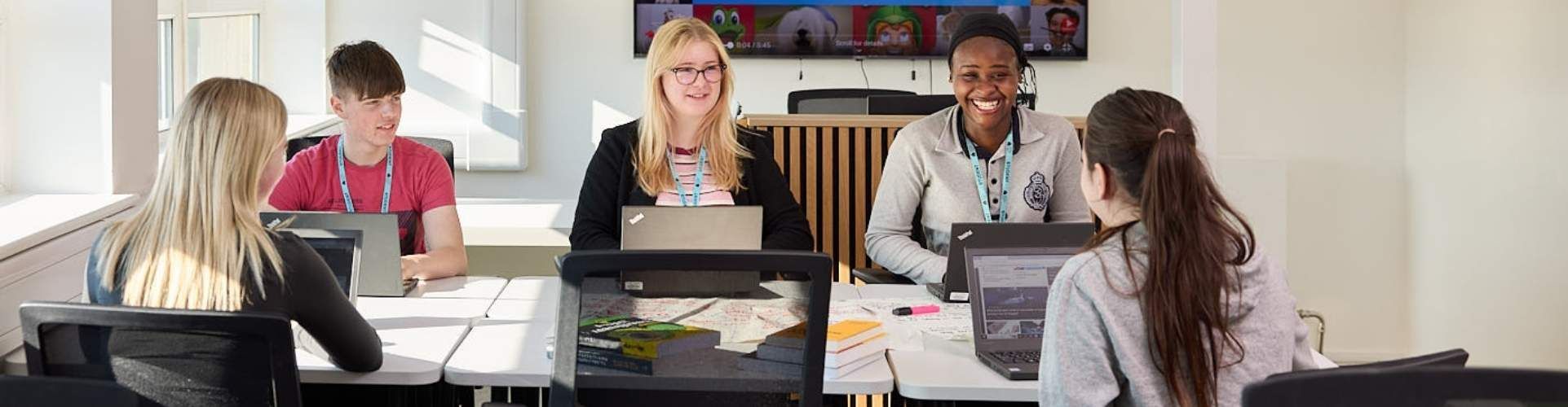 Business courses at Lancaster & Morecambe College Business courses at Lancaster & Morecambe College